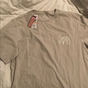 Vineyard Vines graphic tee